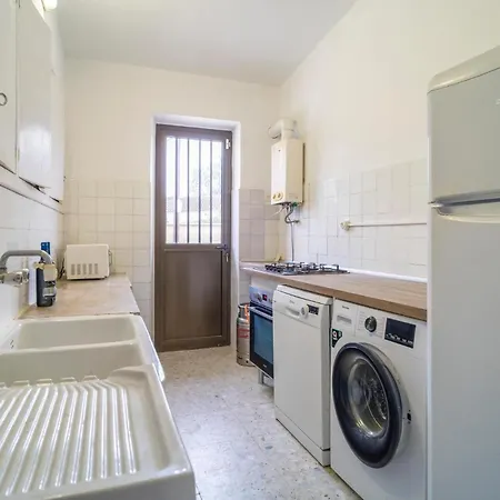 4 Bedroom Awesome In Tatil Evi Palmones